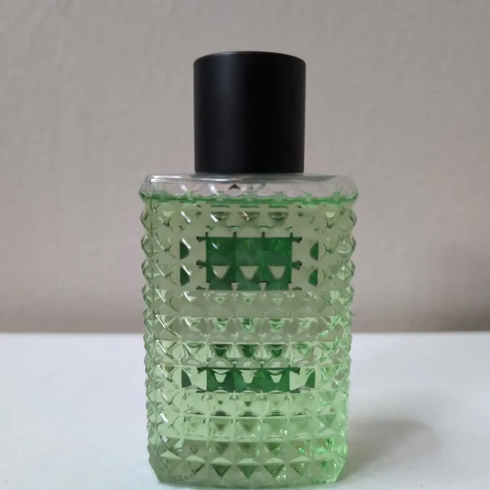 Valentino 𝙥𝙚𝙩 𝙙𝙞𝙨𝙘𝙡𝙤𝙨𝙚 may